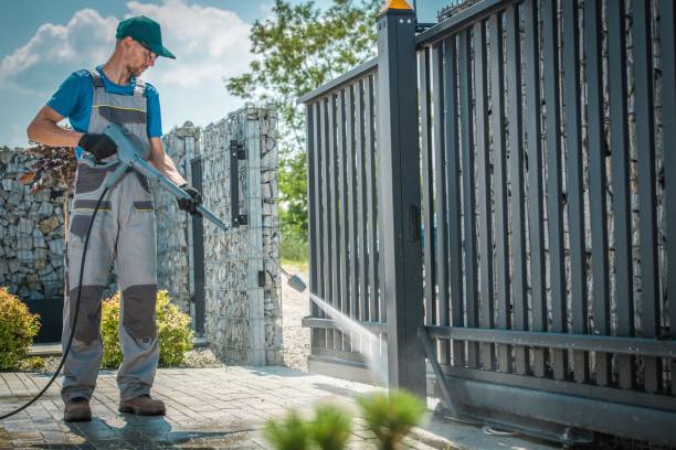 Spring Cleaning in Sonoma State University, CA